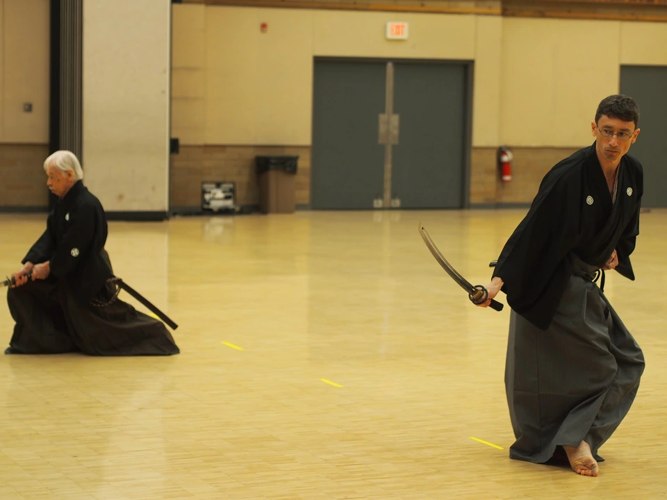 How to practice Iaido without a sensei?